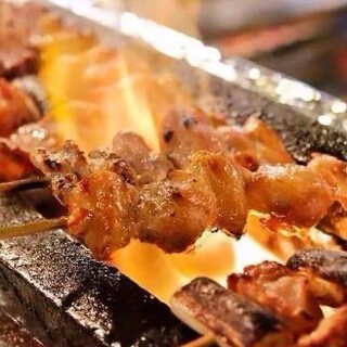 [Morning chicken used] Juicy and flavorful Bincho charcoal Grilled skewer from 190 yen