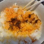 Nikusui Tamago Kake Gohan Toyodaya - 醤油を掛けてから解いた特濃卵と削り節をご飯にON