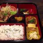 Yokaro - おばんざい弁当（８００円）