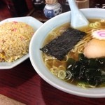 園春 - 半ラーメン半チャーハン@650円
毎回これです。すみません・・・。