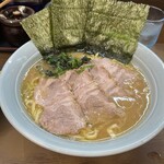 寿々喜家 - らーめん（中盛＋チャーシュー）