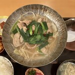 Gohan Ya Honoka - 博多風牛もつ鍋。