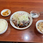 三九厨房 - 豚肉団子黒酢ソース定食　750円