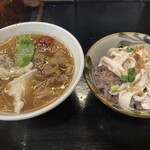 台湾佐記麺線&台湾食堂888 - 麺線と鶏肉飯のSサイズセット