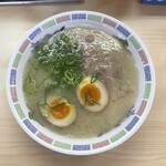 博多ラーメンはかたや - 料理写真: