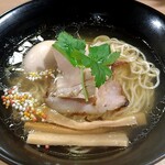 Shinasobaya Touka - 味玉塩らぁ麺