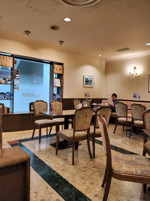 caf'e ROXA Nishiharuten photo 4