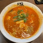 らーめん十八番 - 旨辛味噌麻婆豆腐麺（上から）