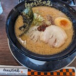 らあめん花月嵐 - 料理写真:嵐げんこつラーメン
