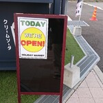 HOLIDAY MARKET - 店頭 立て看板 TODAY WE'RE OPEN！