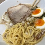 コッテリの塩らー麺専門店 MANNISH - チャーシュー