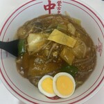 蒙古タンメン中本 - 料理写真:中華丼/900
ライス半分