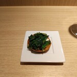 RISTORANTE IL NODO - ほうれん草とサワークリームのタルト自家製味噌添え