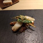 RISTORANTE IL NODO - イタリア産ホワイトアスパラとアナグマのパンチェッタ