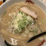 やす - ﾜﾀｼ、豚骨醤油