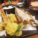 おけしょう鮮魚の海中苑 - 