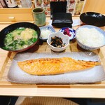 大起水産 海鮮丼と干物定食専門店 高槻店 - 