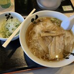 Kachuu Fuu Getsu - 海老ワンタン麺　ネギ増し