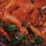 ハイサイ酒場 - トマトとチキンのスパイスカレー