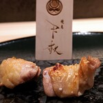 焼鳥 天赦 - 伊達鶏と信玄鶏のモモ肉食べ比べ