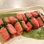 Yakiniku Fuji - ネギタン塩3個1900円
                        1つ追加して+600円