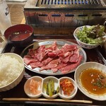 Yakiniku horumon mannoya - 