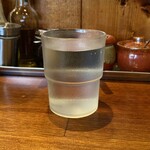 横浜家系ラーメン 三郷家 - 水。
