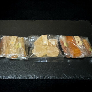 三味ざぼん店_2