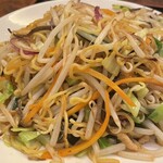 味の初 - 上海焼きそば＋半チャーハン(900円)