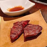 牛牛 西麻布 総本店 - 