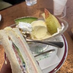 カフェ＆レストラン談話室 ニュートーキョー - 