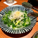 Miyazaki Sakaba Ebisu - 青ネギとしらすのサラダ