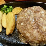 鳥半・魚半 - ハンバーグ