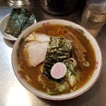 滝野川 大勝軒 - 中華そば(小)。