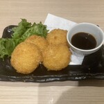 全席完全個室居酒屋 和ノ音 - とろとろカニクリームコロッケ