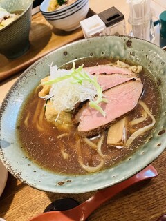 Chuuka Soba Mugiemon - 巾着を破るとみぞれとなめこが飛び出す仕掛けの絶品みぞれなめこ中華そば！！