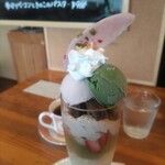 クリクリ - サクラパフェ¥1150(〜2024.4/8)