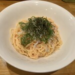 生パスタ工房 はちや - 和風 たらこ・しらす・青しそ／950円
            サラダ付