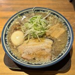 麺屋 八海山 - 味玉入煮干しそば