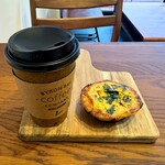 BYRONBAY coffee - キッシュとコーヒー