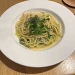 Autentico - シラスと九条葱のアンチョビスパゲッティ