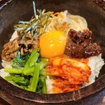 돌구이 비빔밥