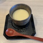 kitchenわだの - チーズ入り茶碗蒸し（サービス）