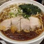 Ramempunraku - 油多めの「ラーメン小林」という感じです。