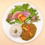 Keema curry with Miyaji pork and organic vegetables