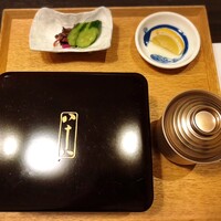 割烹蒲焼 横浜八十八 吉田町店 - 月丁
