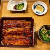 割烹蒲焼 横浜八十八 吉田町店 - 月丁