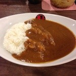 カレーの赤田屋 - すじカレー並