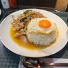 青山ガパオ食堂