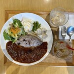 Vege&Deli OLIVE - 黒毛和牛ハッシュドビーフプレート1200円＋ドリンク120円